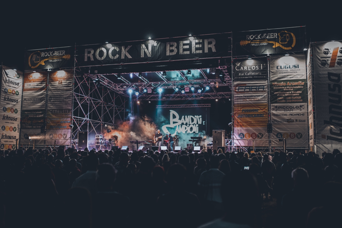 Die Musik und Veranstaltungen von Rock n&#039;Beer 2022 kehren vom 5. bis 8. August nach Valledoria zurück